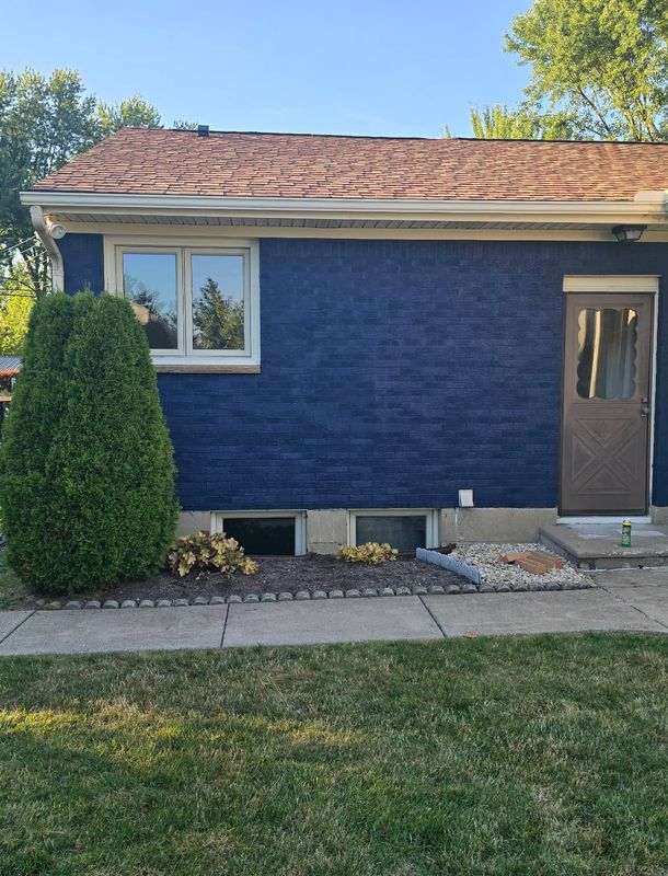 Professional home exterior painting