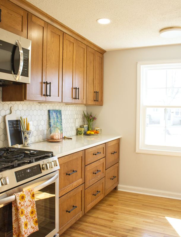 Decorative faux finish application